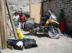 The BMW under repair, awaiting the Inca solution
